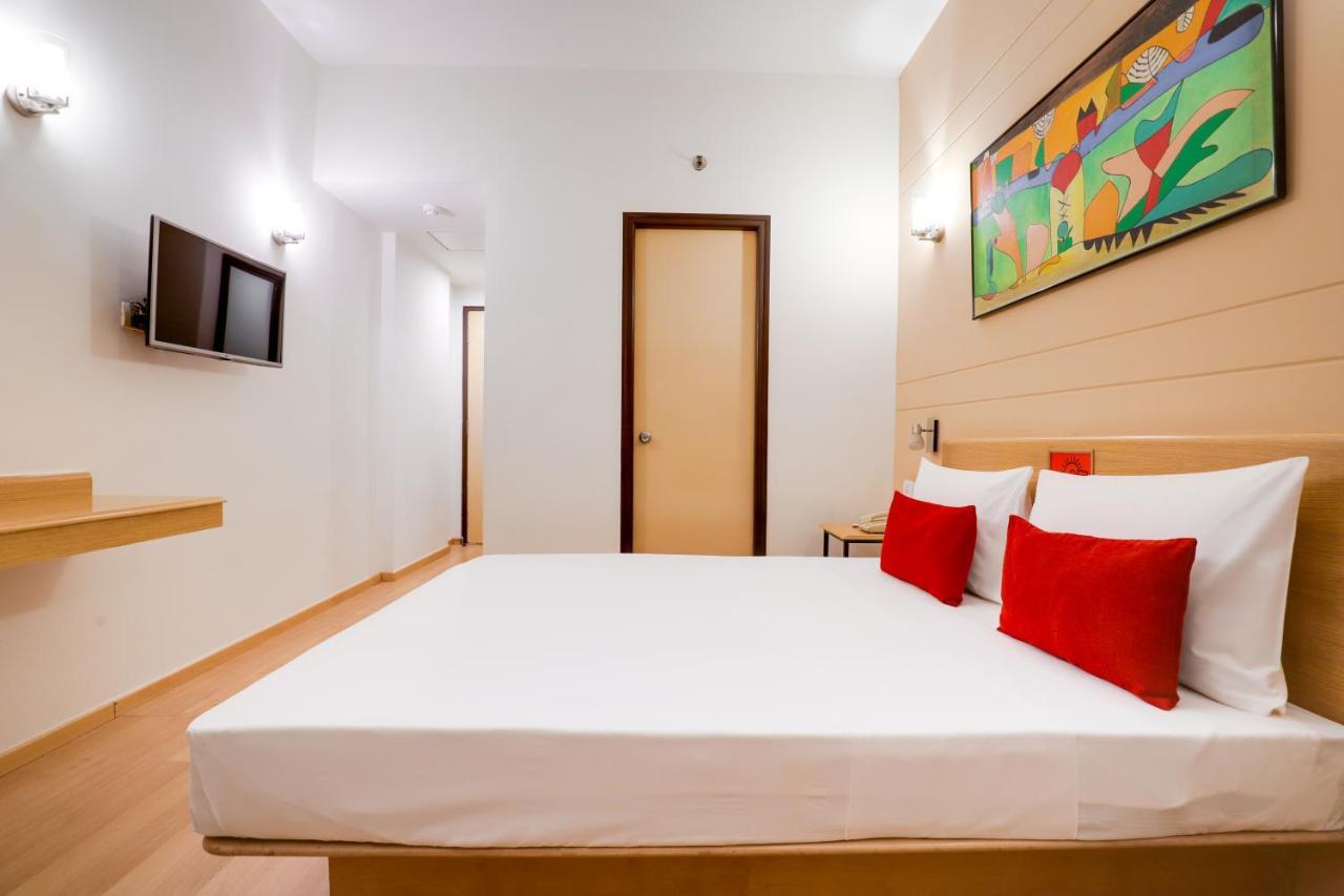Red Fox By Lemon Tree Hotels, East Delhi Exterior foto
